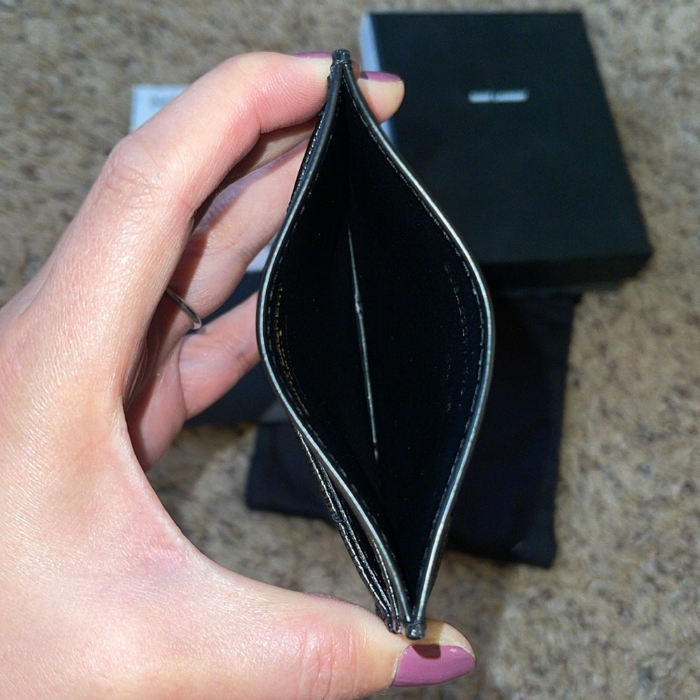 Saint Laurent Black Chevron Quilted Leather Card Case - Picture 8 of 11